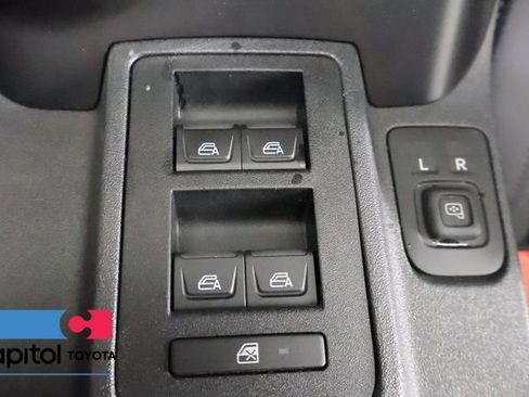 Used 2024 Ford Bronco Outer Banks AWD/4WD image 12
