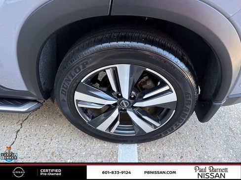 Certified 2024 Nissan Rogue SL w/ SL Premium Package image 33