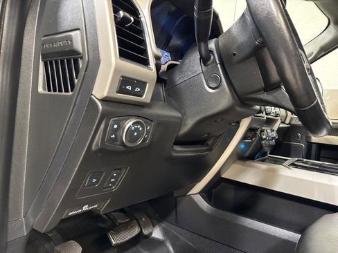 Used 2021 Ford F250 Lariat w/ Lariat Ultimate Package image 21