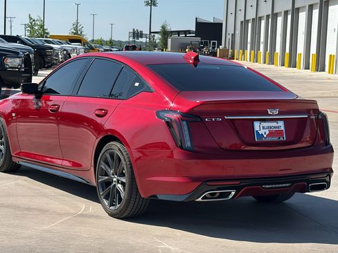 Used 2025 Cadillac CT5 Sport RWD image 3