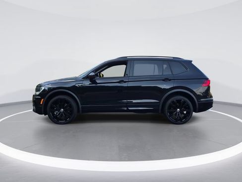 Used 2021 Volkswagen Tiguan SE R-Line AWD/4WD image 5
