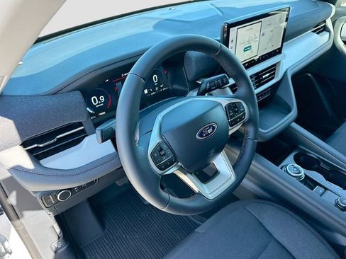 New 2026 Ford Explorer Active AWD/4WD image 6