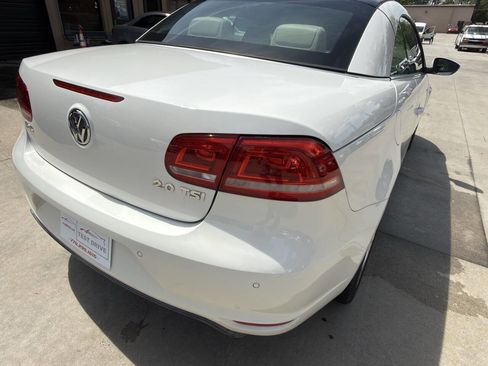 Used 2012 Volkswagen Eos Lux image 63