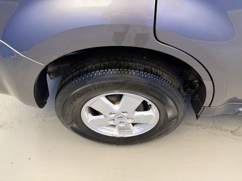 Used 2010 Ford Escape XLT FWD image 8