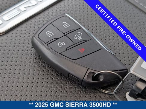 Used 2025 GMC Sierra 3500 Denali w/ Denali Reserve Package AWD/4WD image 39