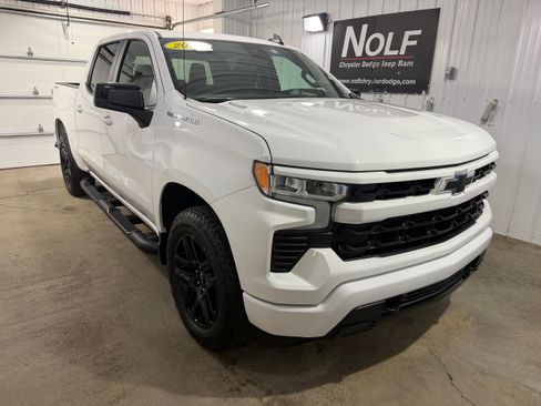 Used 2026 Chevrolet Silverado 1500 RST w/ RST Select Package AWD/4WD image 2
