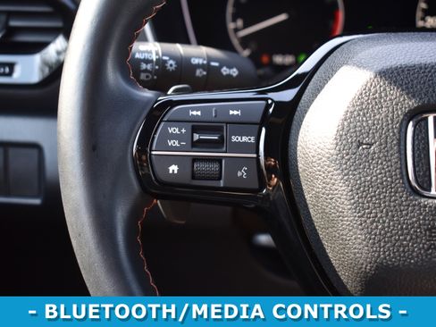 Certified 2023 Honda Pilot Sport image 13