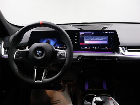 Used 2025 BMW X1 M35i w/ Premium Package image 17