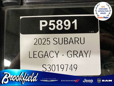 Used 2025 Subaru Legacy Premium image 31