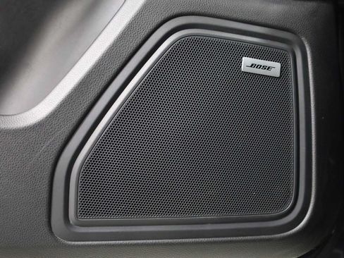 Used 2020 Porsche Macan AWD/4WD image 17