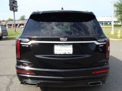 Used 2021 Cadillac XT6 Sport AWD/4WD image 4