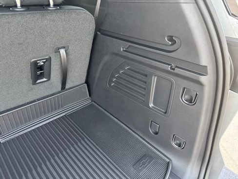 New 2026 Chevrolet Traverse LT AWD/4WD image 48
