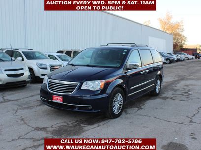 Used 2013 Chrysler Town & Country Touring-L w/ Entertainment Group #2