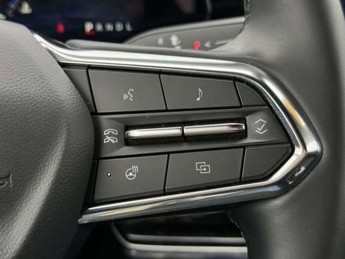 Certified 2025 Chevrolet Equinox LT w/ Convenience Package II image 23