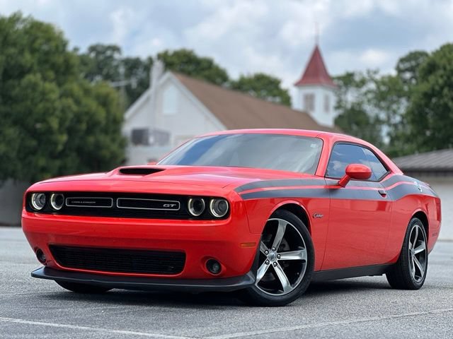 Used 2019 Dodge Challenger GT w/ Plus Package RWD image 1