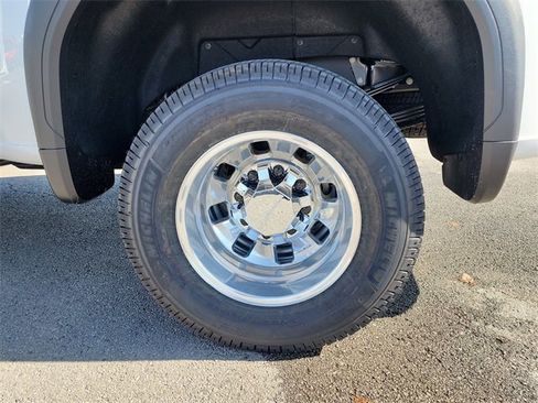 New 2026 GMC Sierra 3500 Denali w/ Denali Reserve Package image 31
