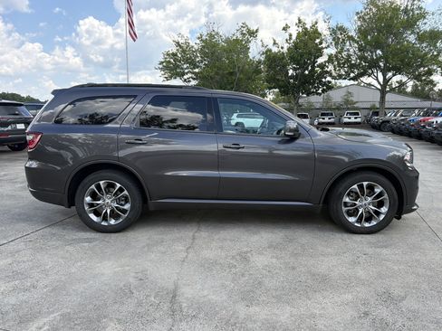 Used 2019 Dodge Durango R/T w/ Technology Group AWD/4WD image 8