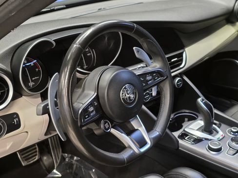 Used 2021 Alfa Romeo Giulia Ti Sport AWD/4WD image 19