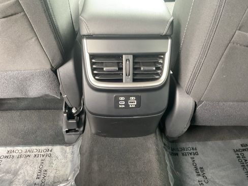 Used 2023 Subaru Outback Premium AWD/4WD image 16