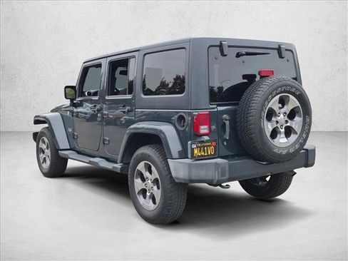 Used 2016 Jeep Wrangler Unlimited Sahara AWD/4WD image 8