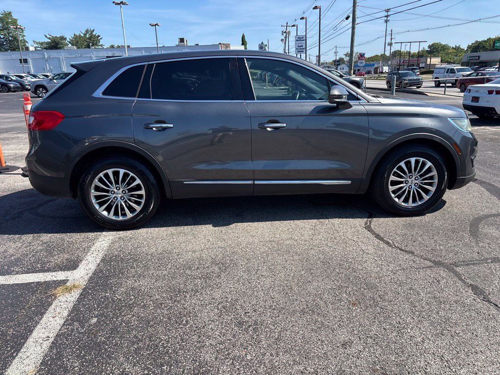 Used 2018 Lincoln MKX Select w/ Lincoln MKX Climate Package FWD image 8