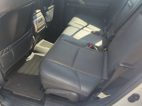 Used 2021 Lexus GX 460 Premium w/ Premium Package AWD/4WD image 17