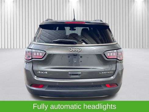 Certified 2023 Jeep Compass Limited image 9