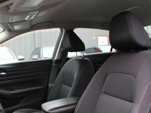 Used 2020 Nissan Altima 2.5 S FWD image 8
