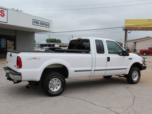 Used 1999 Ford F250 XLT AWD/4WD image 4