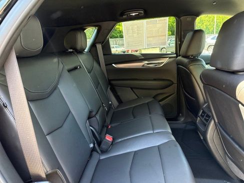 Used 2024 Cadillac XT5 Luxury AWD/4WD image 40