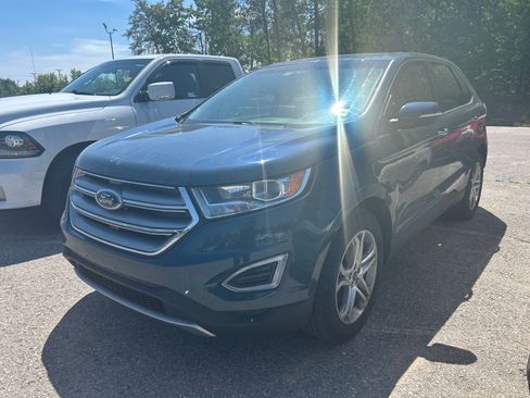 Used 2016 Ford Edge Titanium w/ Class II Trailer Tow Package FWD image 6