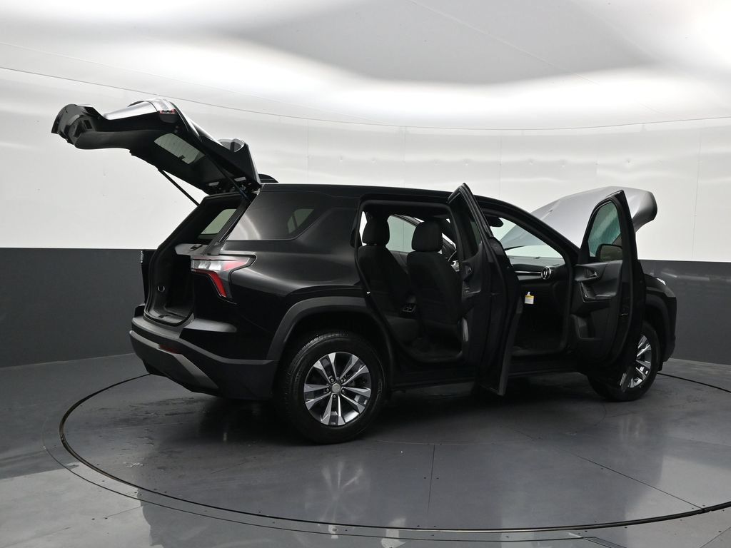 Used 2026 Chevrolet Equinox LT FWD image 31