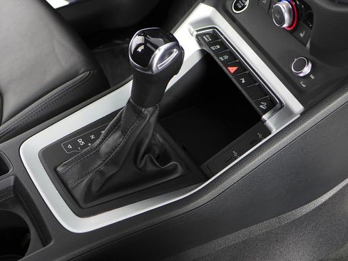 Used 2022 Audi Q3 2.0T Premium w/ Convenience Package image 15