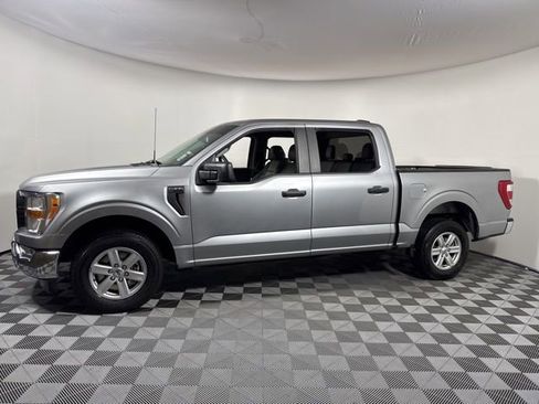 Used 2021 Ford F150 XL w/ Trailer Tow Package image 3