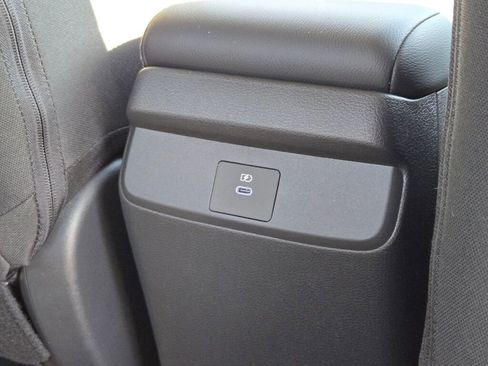 New 2026 Nissan Sentra SV w/ Floor Mat Package FWD image 11