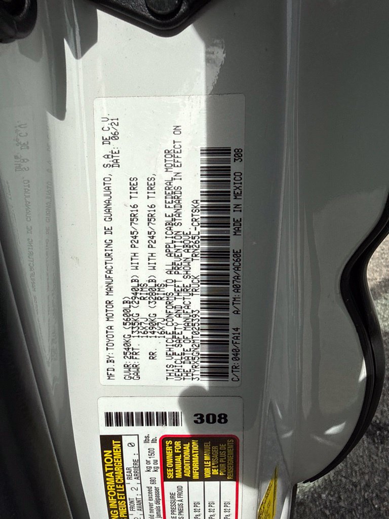 Used 2021 Toyota Tacoma SR RWD image 31