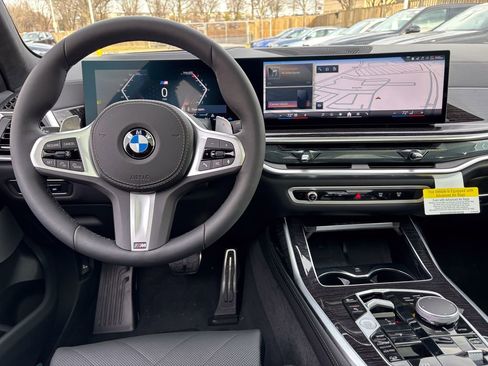 New 2026 BMW X7 xDrive40i AWD/4WD image 18