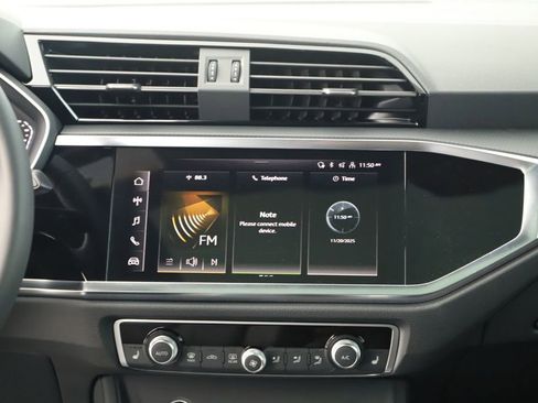 New 2025 Audi Q3 2.0T Premium image 19