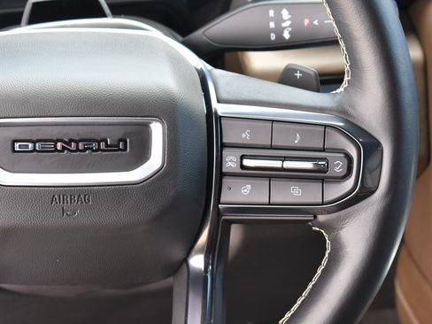 Used 2025 GMC Yukon XL Denali Ultimate image 24