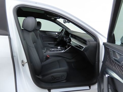 Used 2025 Audi A6 Premium Plus w/ Premium Plus Package image 21