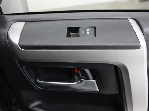 Used 2019 Toyota 4Runner SR5 Premium AWD/4WD image 60