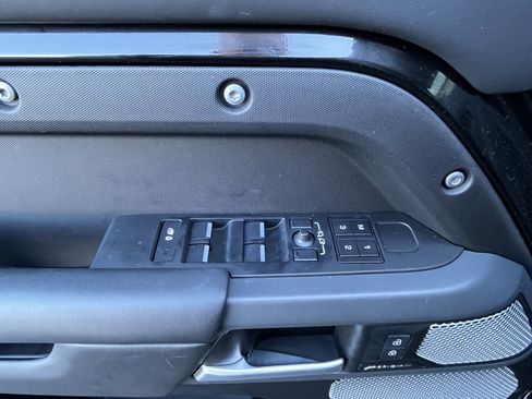 Certified 2024 Land Rover Defender 130 X-Dynamic SE image 14