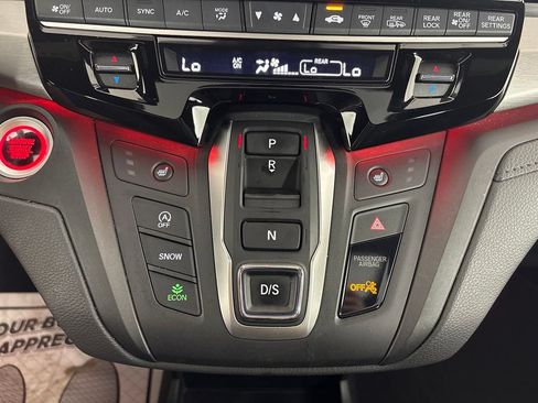 Used 2025 Honda Odyssey Sport-L image 25