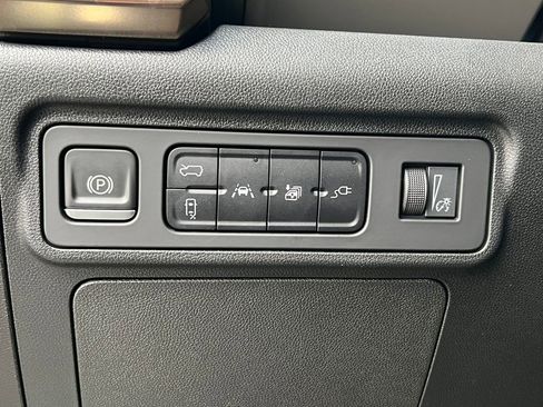 Certified 2024 GMC Hummer EV 3X image 20