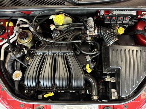 Used 2006 Chrysler PT Cruiser image 25