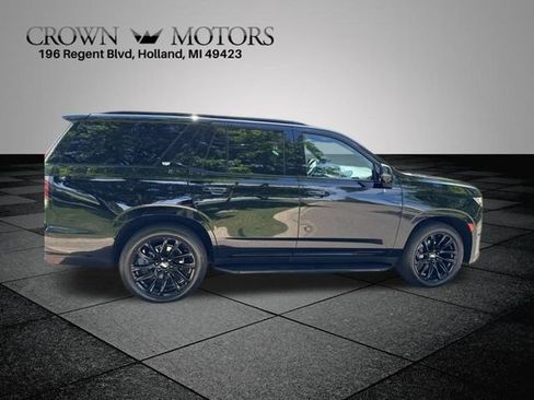 Used 2022 Cadillac Escalade Sport w/ Touring Package AWD/4WD image 8