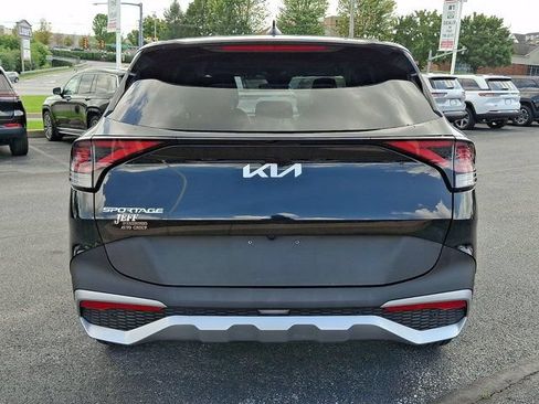 Used 2023 Kia Sportage EX FWD image 7