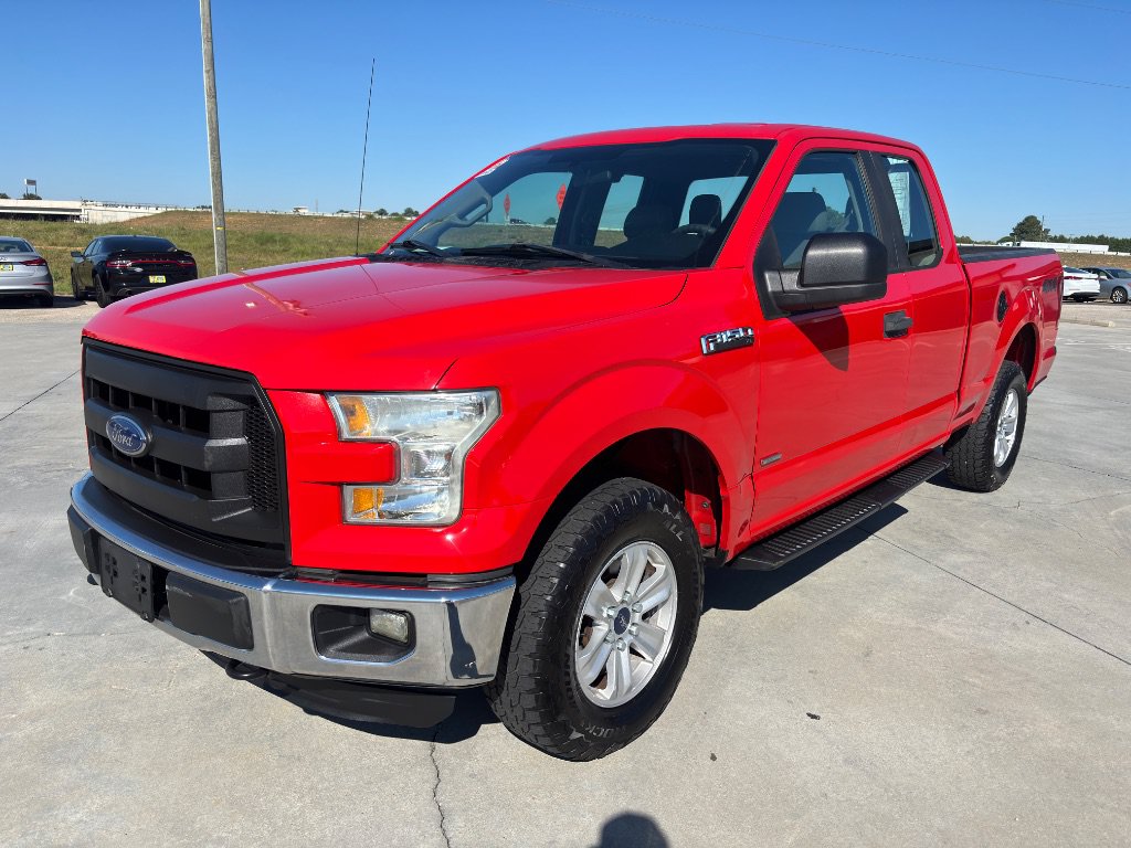 Used 2015 Ford F150 XL w/ Equipment Group 101A Mid AWD/4WD image 9