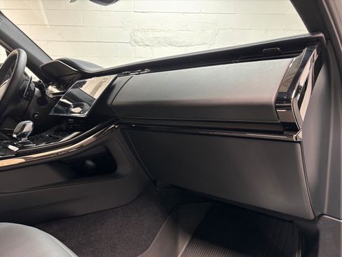 New 2025 Land Rover Range Rover Sport Dynamic SE image 30
