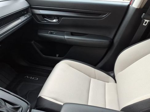 Used 2025 Honda CR-V EX image 16